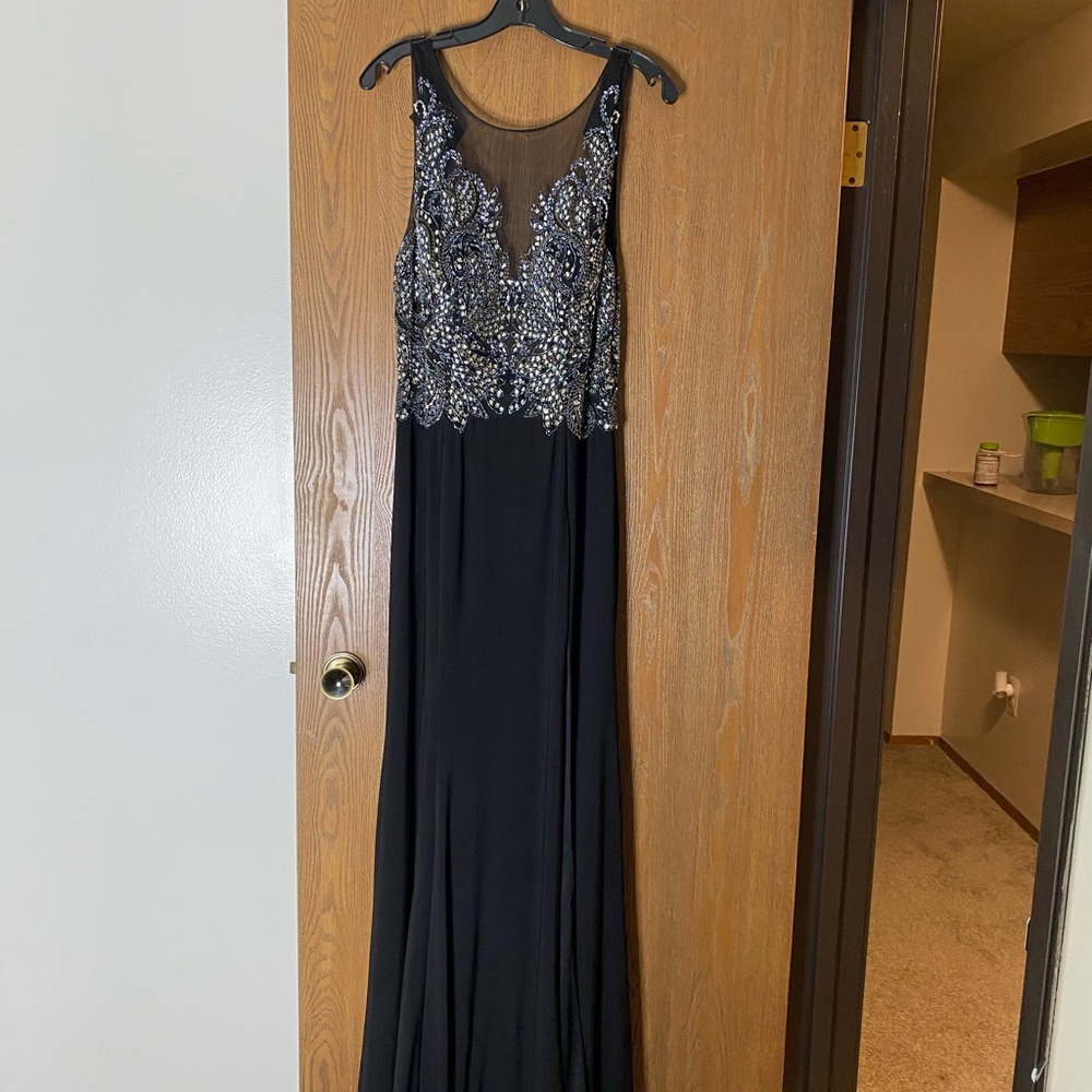 Designer Let’s Black Formal Mesh Gown